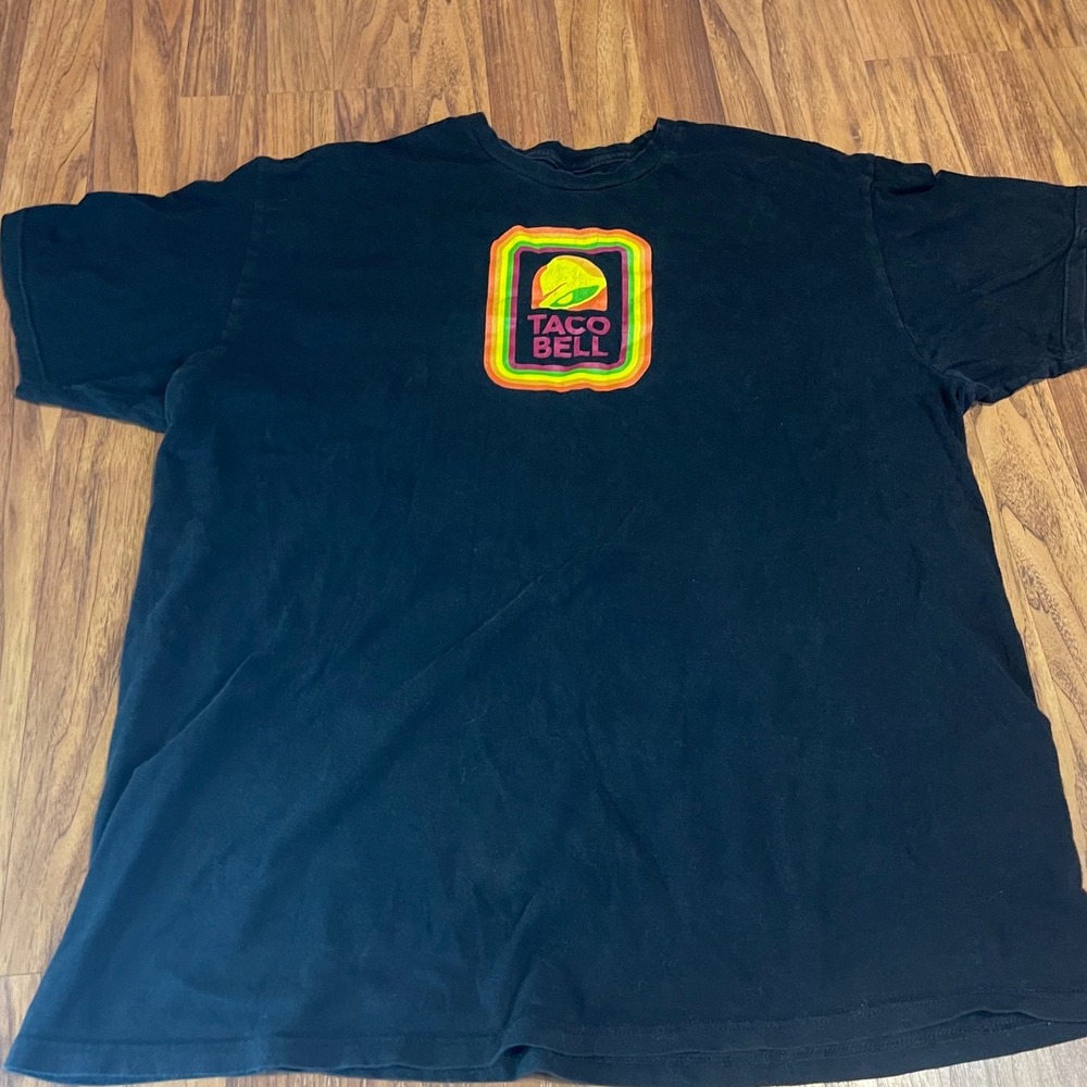 Taco Bell Graphic T-Shirt Mens XL Black Neon Rainbow Retro Logo Short Sleeve Tee